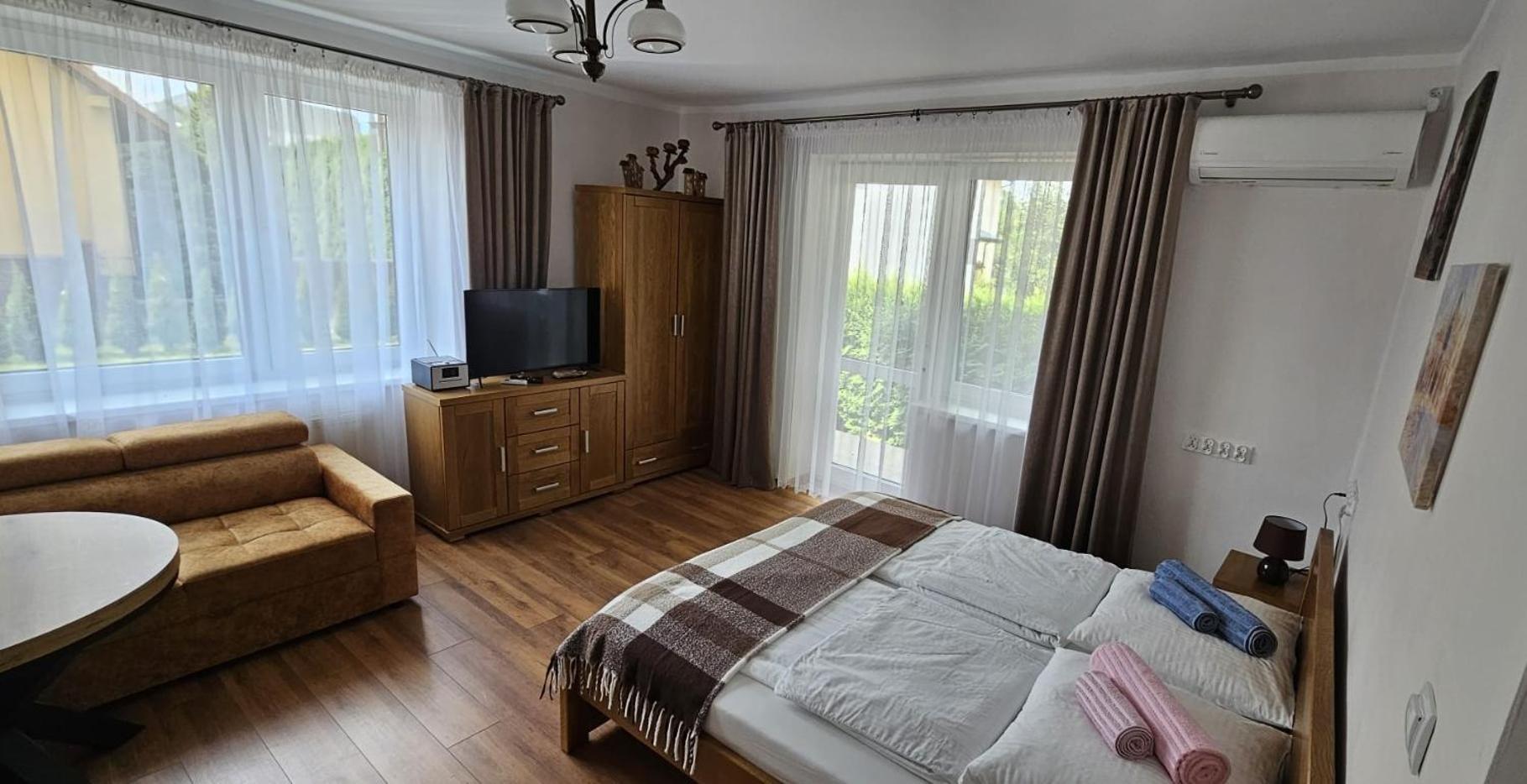 U Janka Trzeciego 6 Sauna & Jacuzzi Oleszyce Extérieur photo